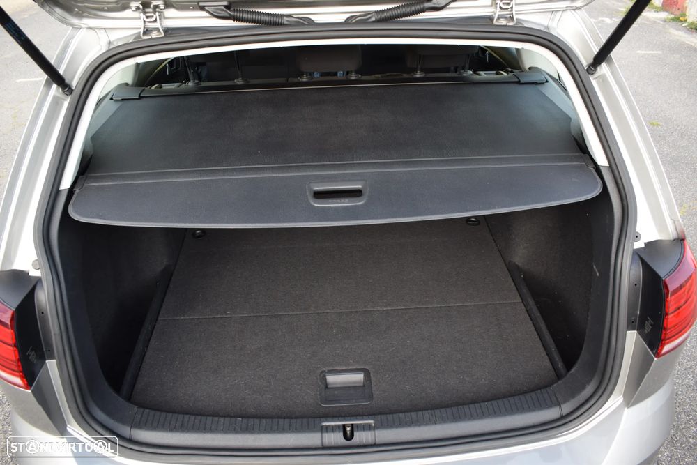 VW Golf Variant 1.6 TDi Confortline - 30