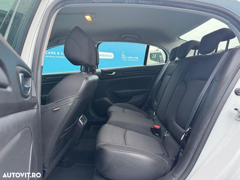 Renault Megane - 11