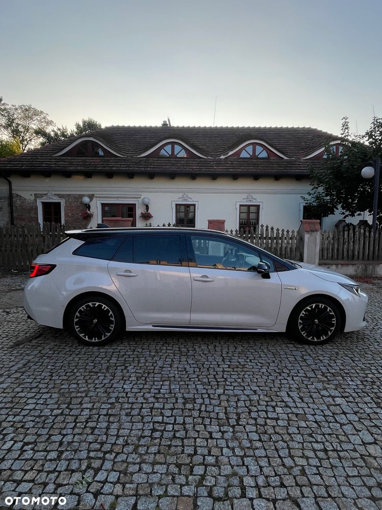Toyota Corolla 2.0 Hybrid GR Sport - 12