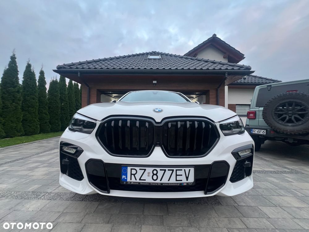 BMW X6 - 12