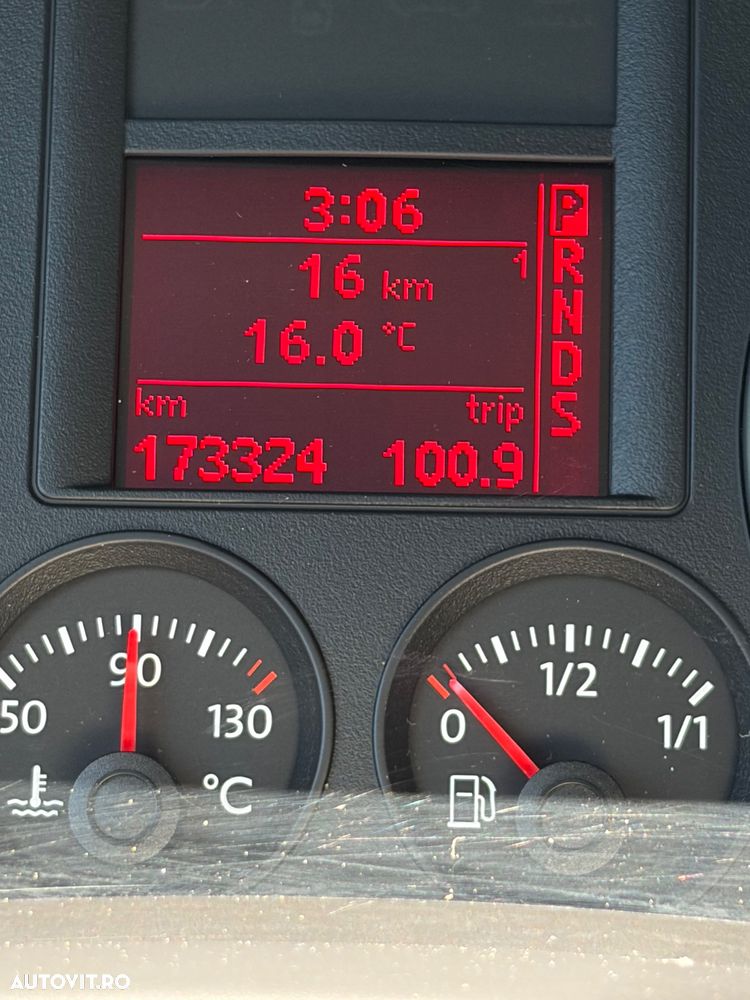 Volkswagen Golf - 9