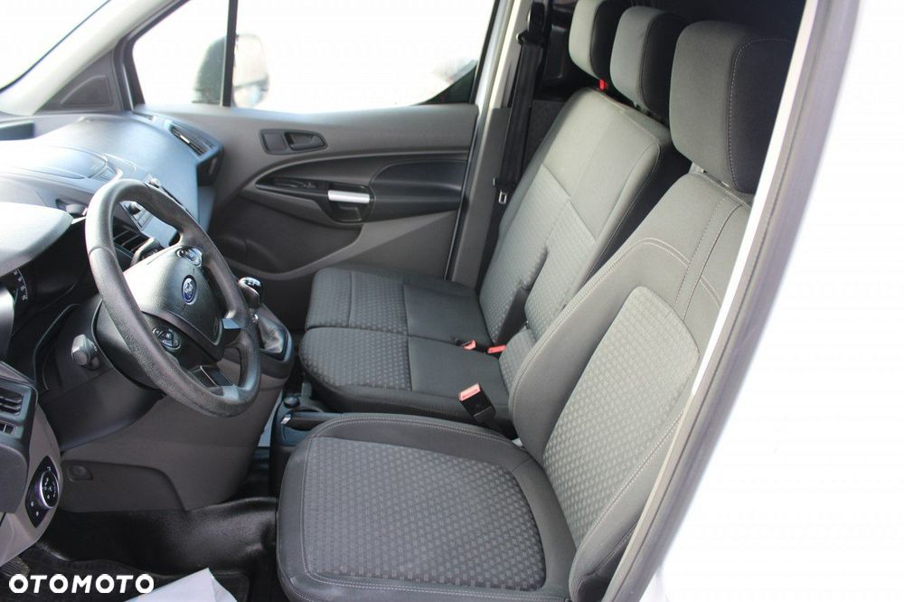 Ford Transit Connect - 12