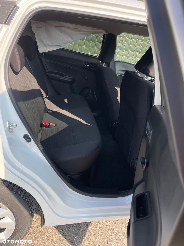 Suzuki Swift 1.2 Dualjet Club - 16