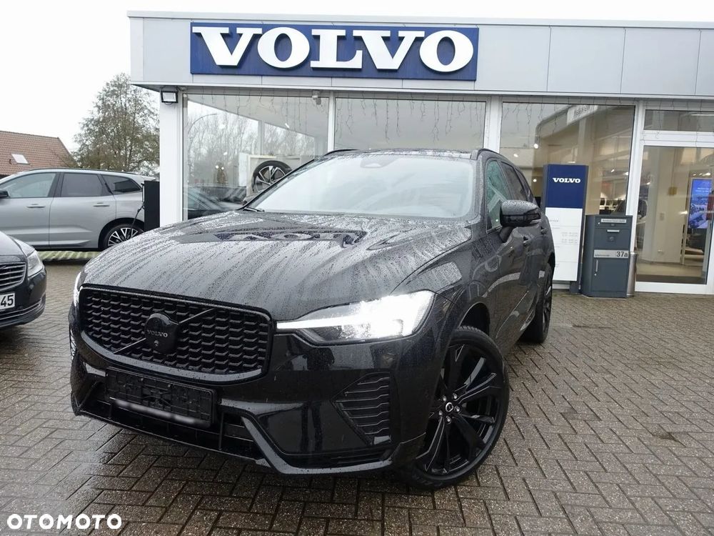 Volvo XC 60 B5 B AWD Plus Black Edition - 2