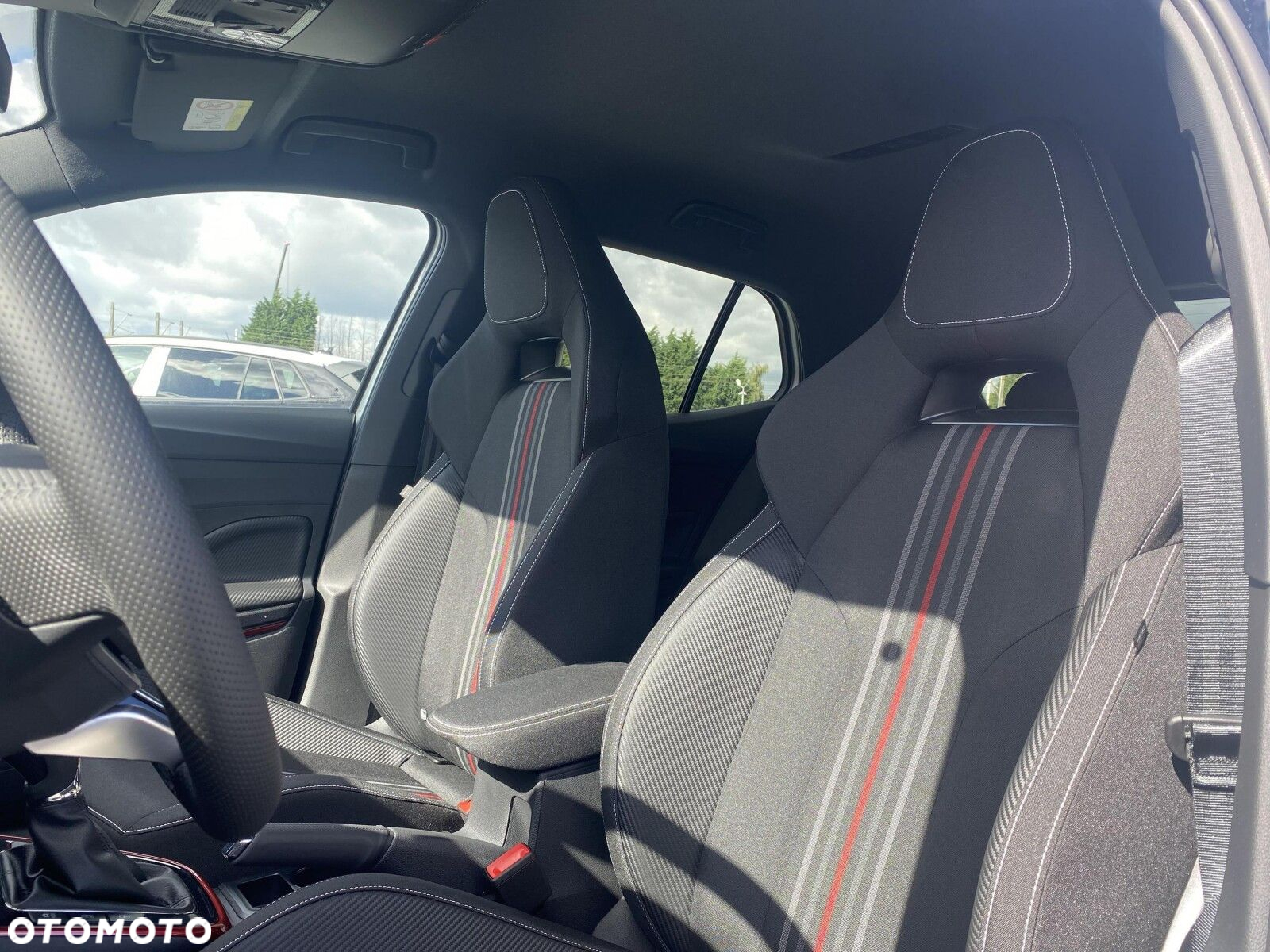 Skoda Fabia 1.0 TSI Monte Carlo DSG - 11