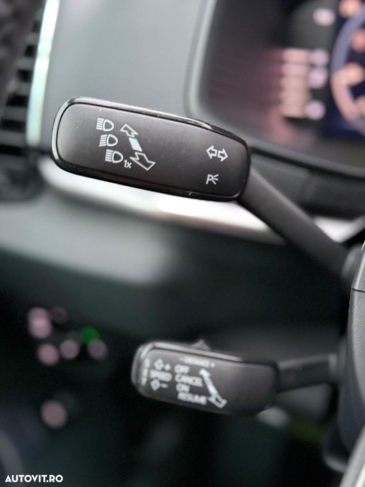 Skoda Karoq 2.0 TDI 4X4 DSG Drive - 33