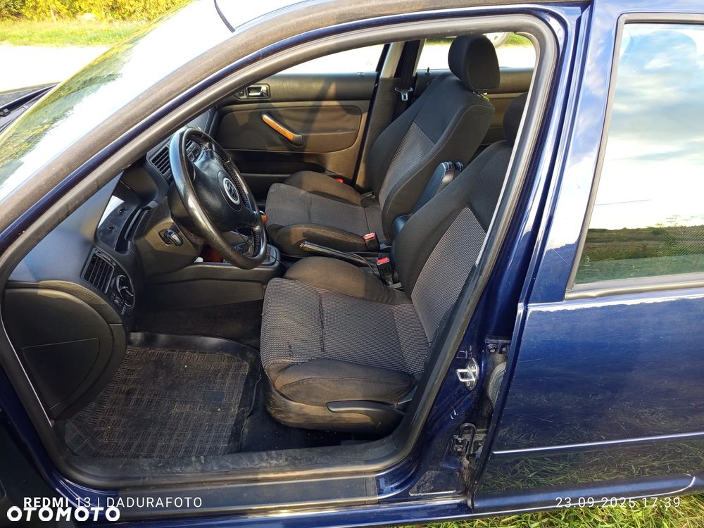 Volkswagen Bora 1.6 Comfortline - 17