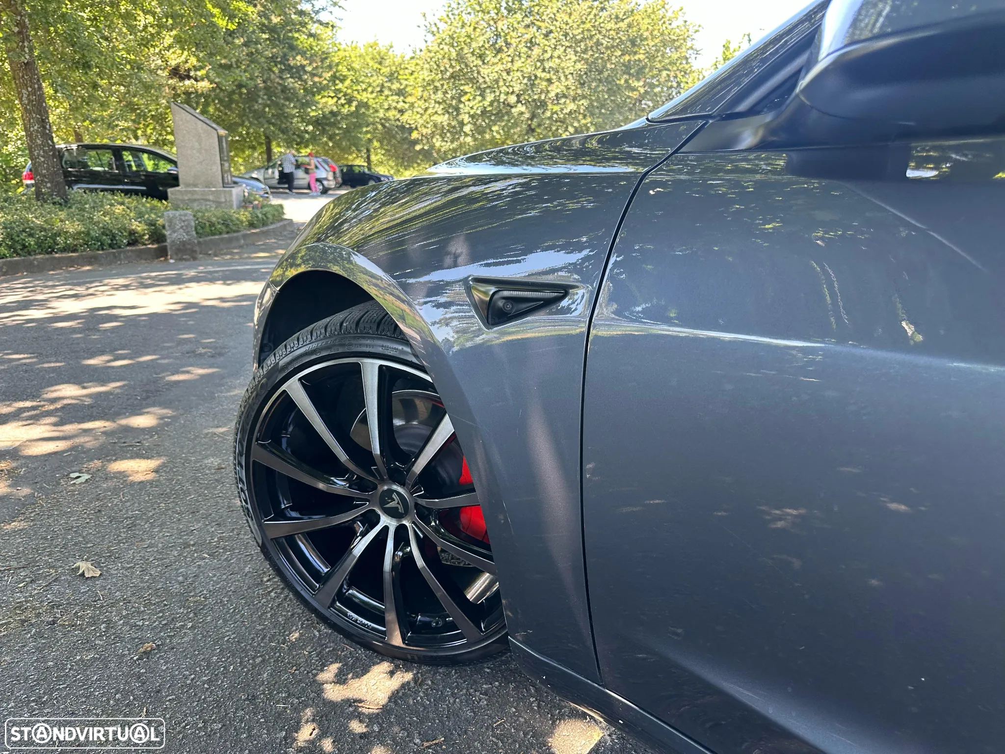 Tesla Model 3 Long Range AWD Dual Motor - 17