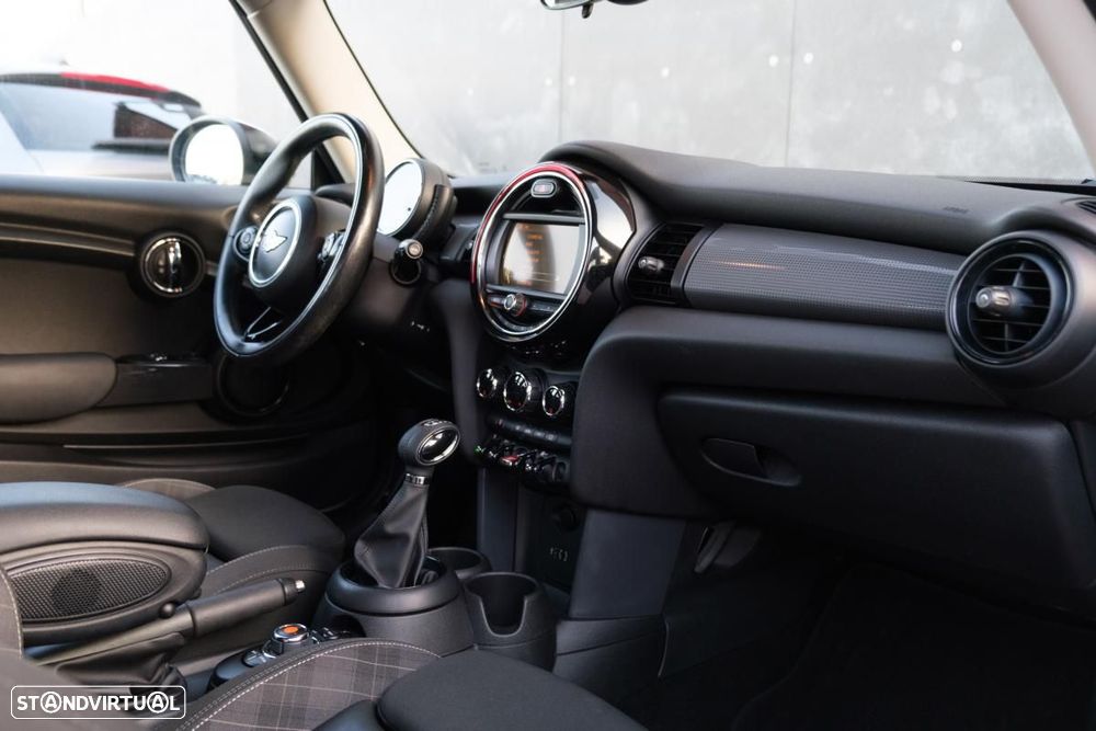 MINI 3 Portas - 15
