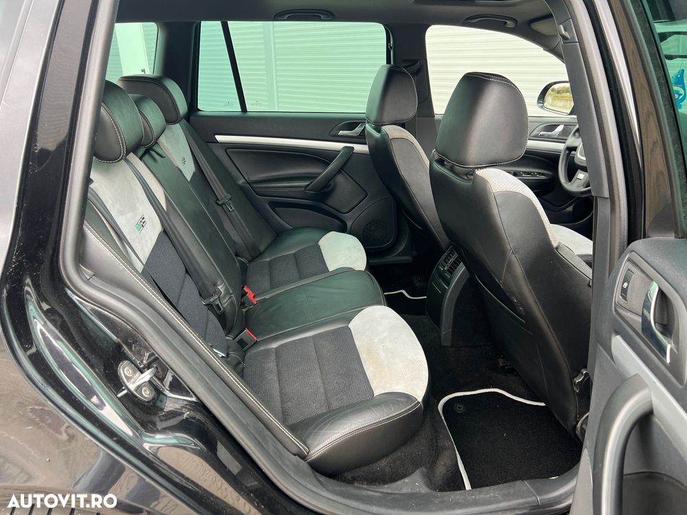 Skoda Octavia 2.0 TDI DPF RS - 11