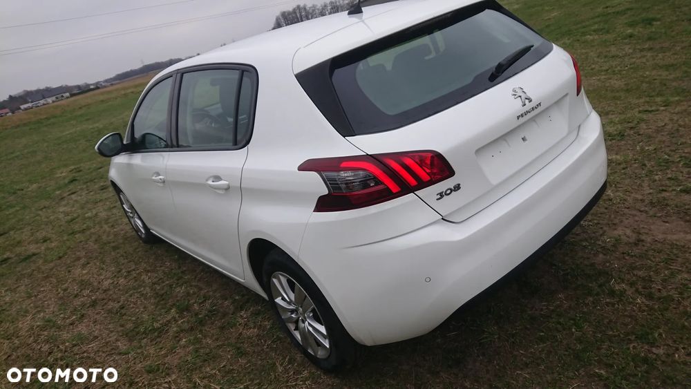 Peugeot 308 - 6