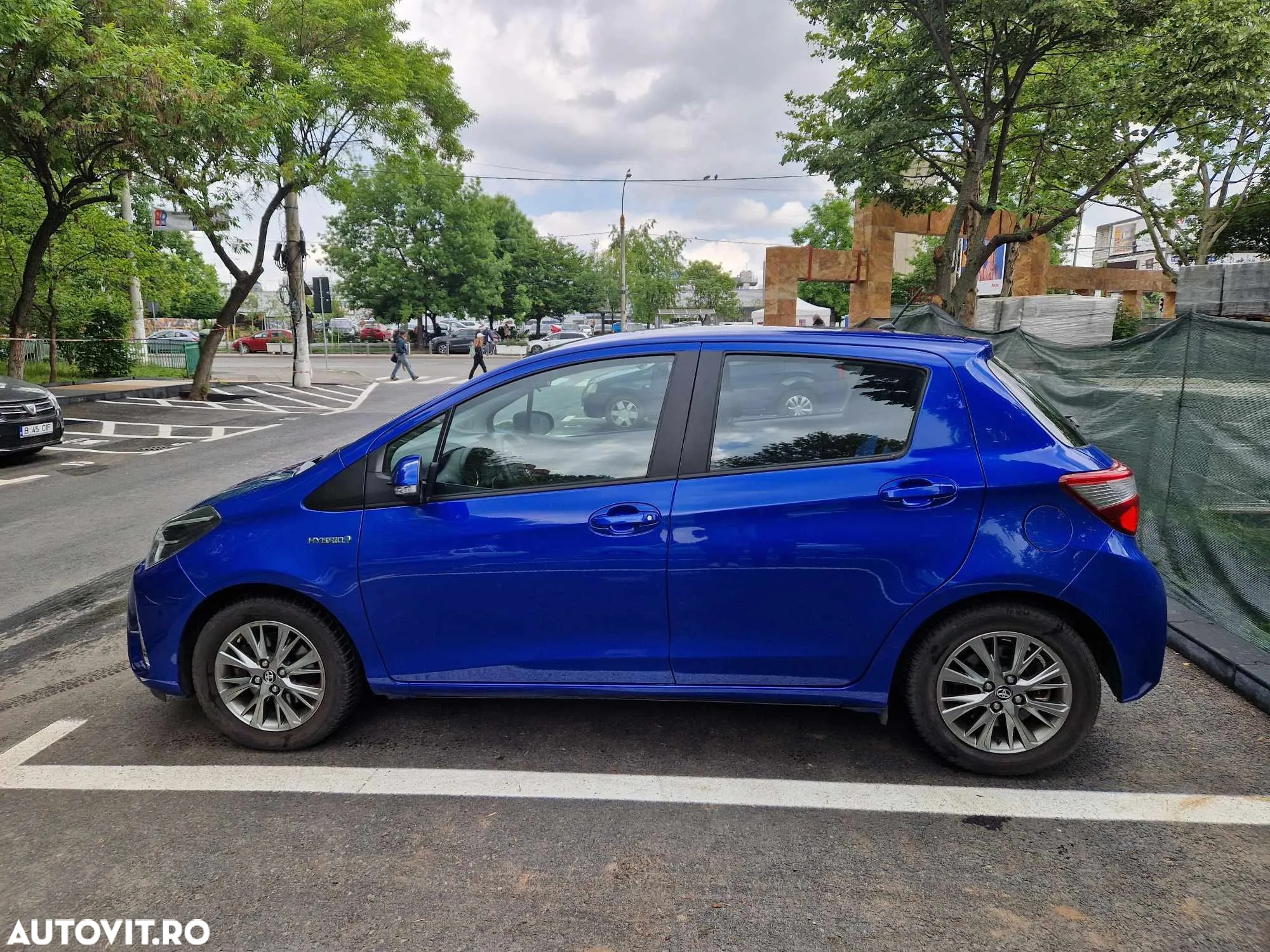 Toyota Yaris 1.5 VVT-i HSD Luna - 7