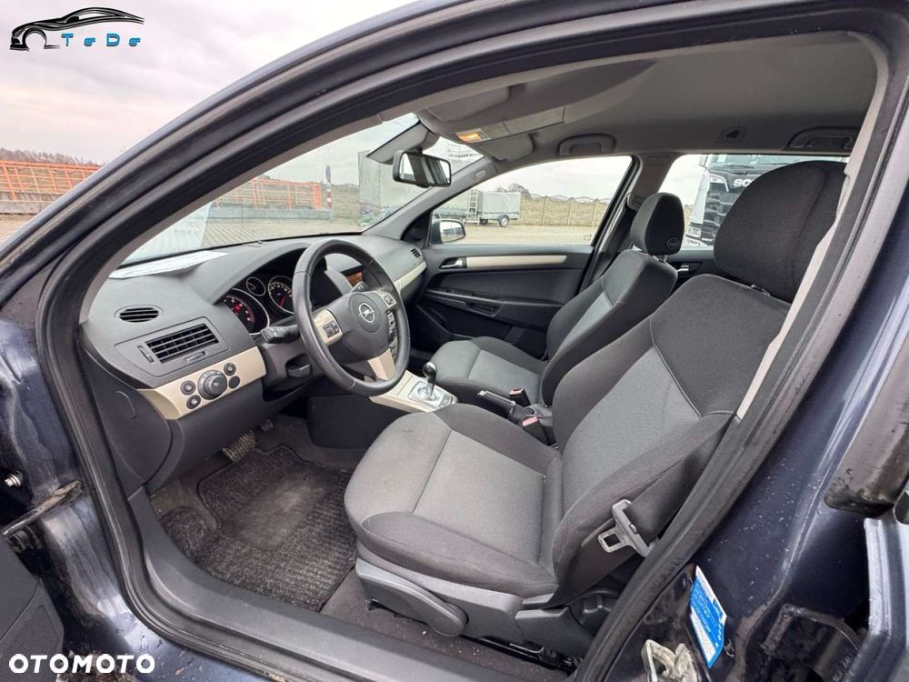 Opel Astra - 13