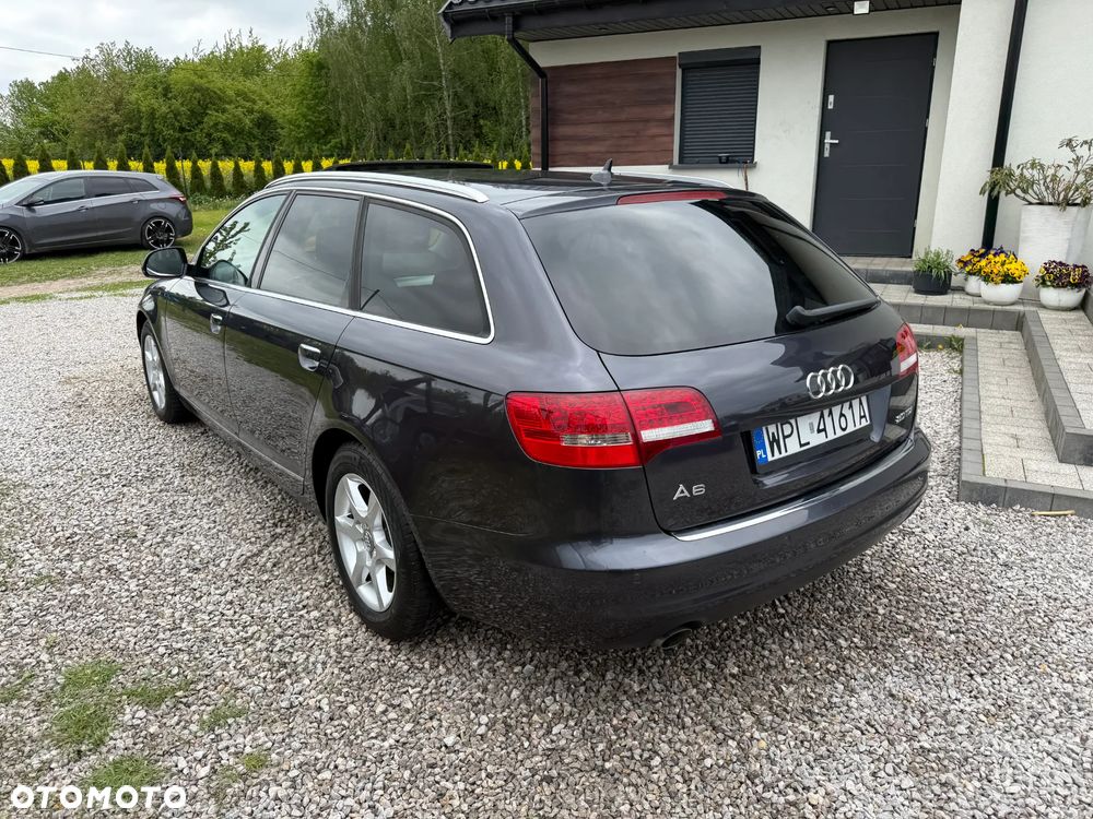 Audi A6 Avant - 16