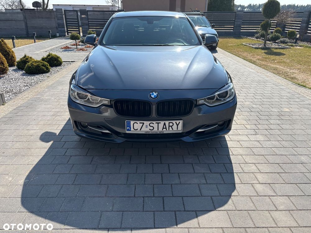 BMW Seria 3 318d Sport Line - 6