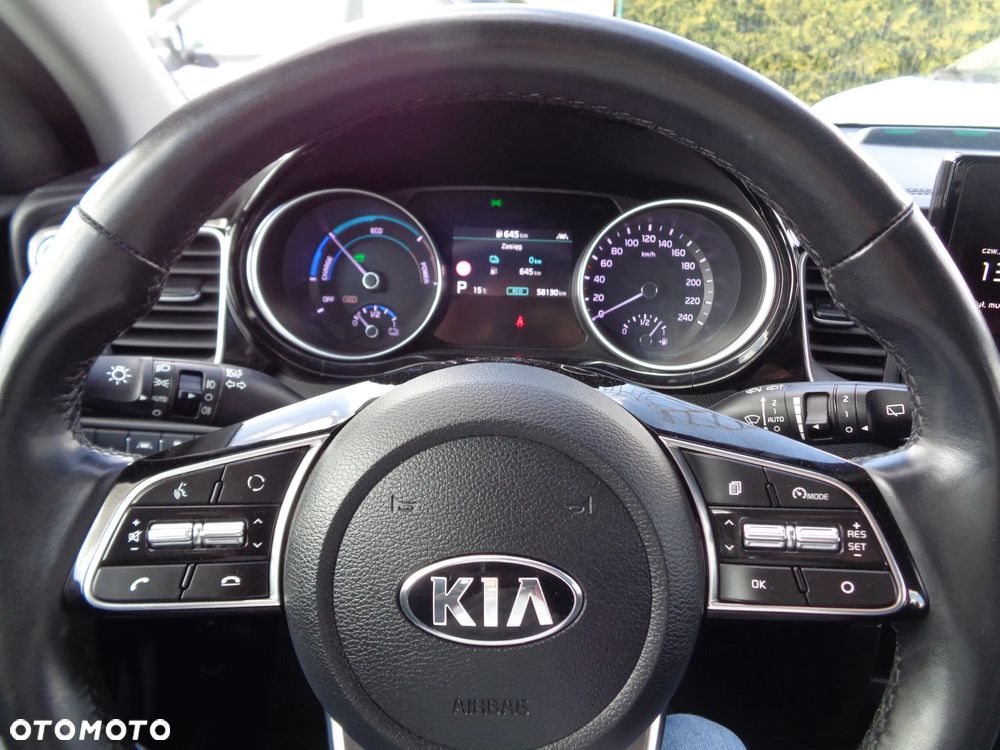 Kia Ceed 1.6 GDI DCT OPF Platinum Edition - 14