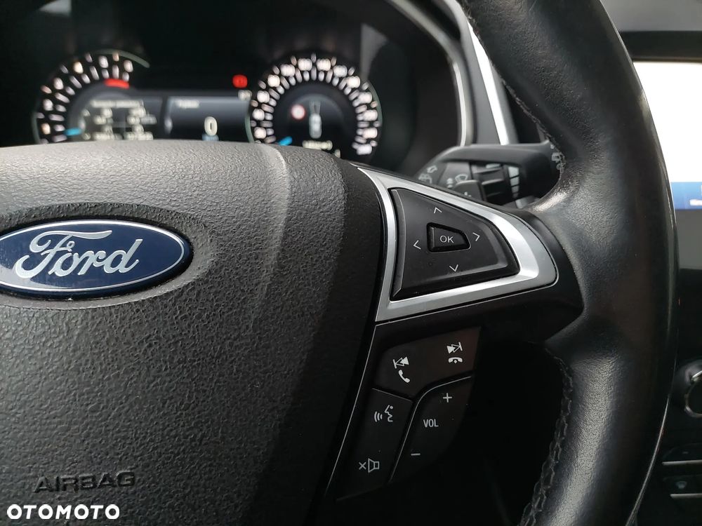 Ford S-Max 2.0 EcoBlue Titanium - 23