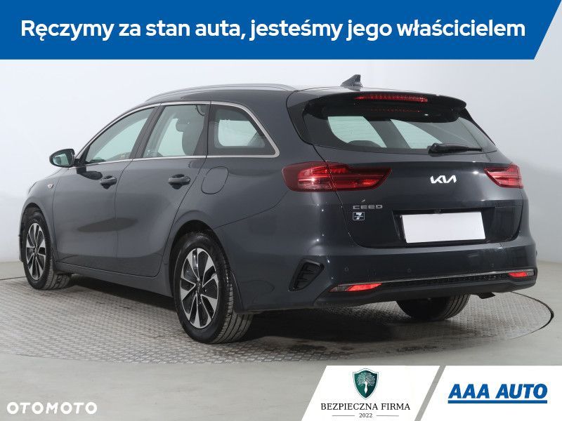 Kia Ceed - 6