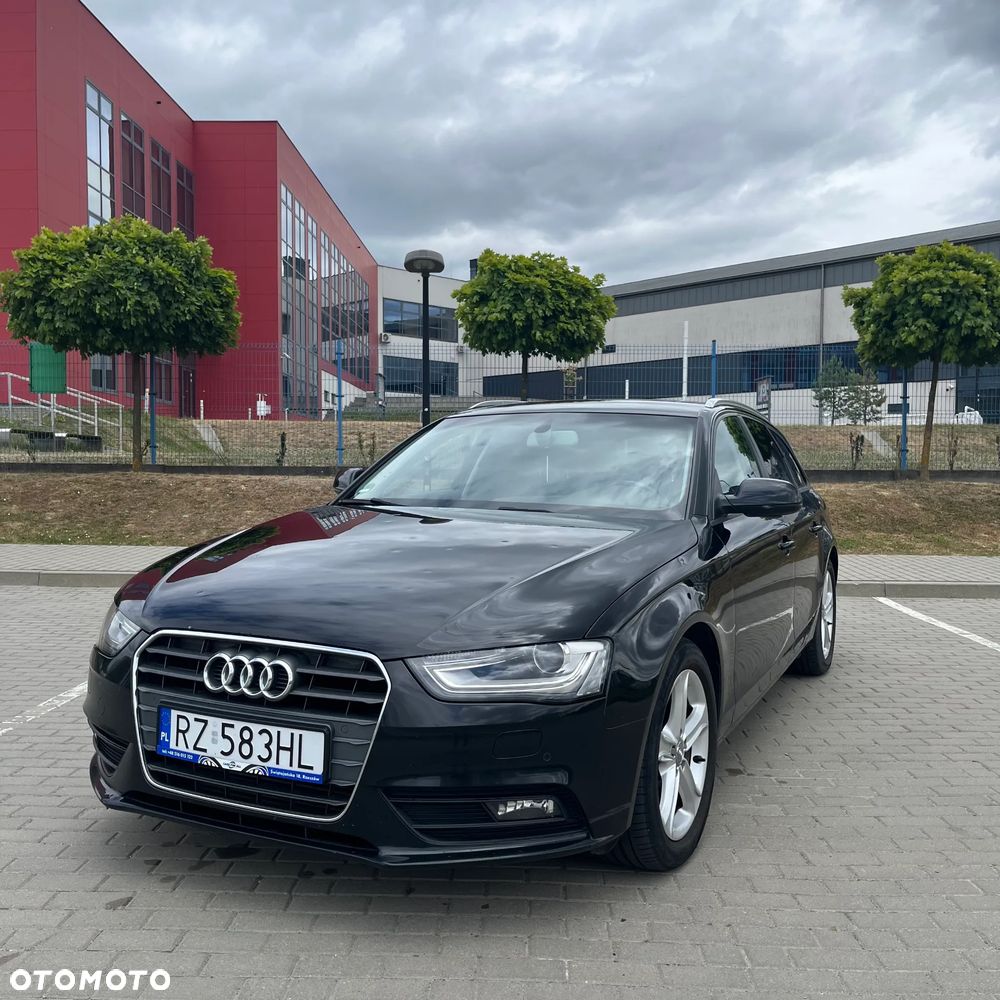 Audi A4 Avant 2.0 TDI DPF Ambiente - 1