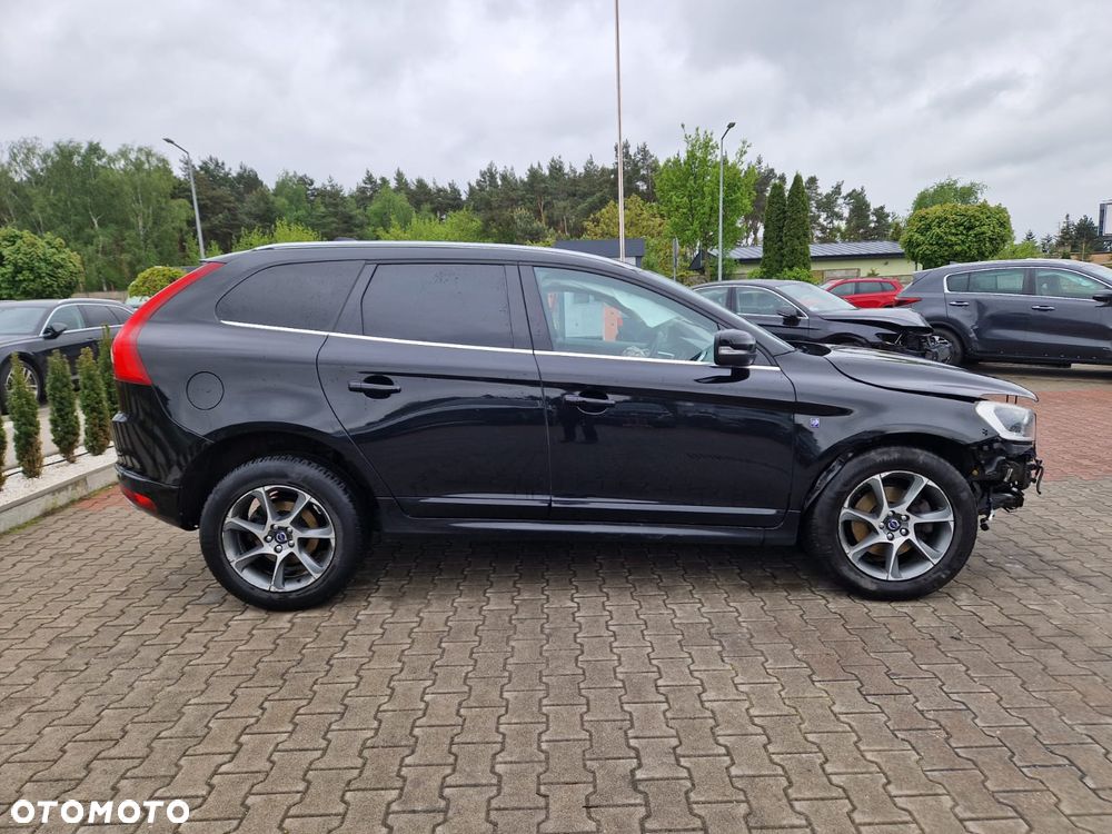 Volvo XC 60 D4 Drive-E Ocean Race - 3
