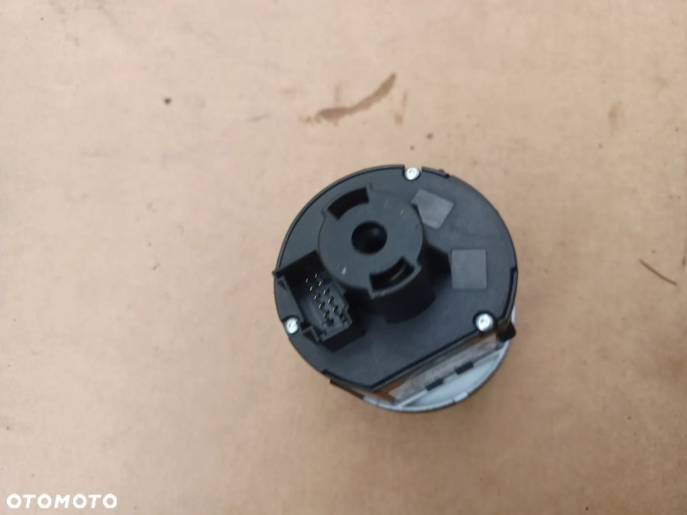 PRZEŁĄCZNIK ŚWIATEŁ GOLF VI 3C8941431A - 2