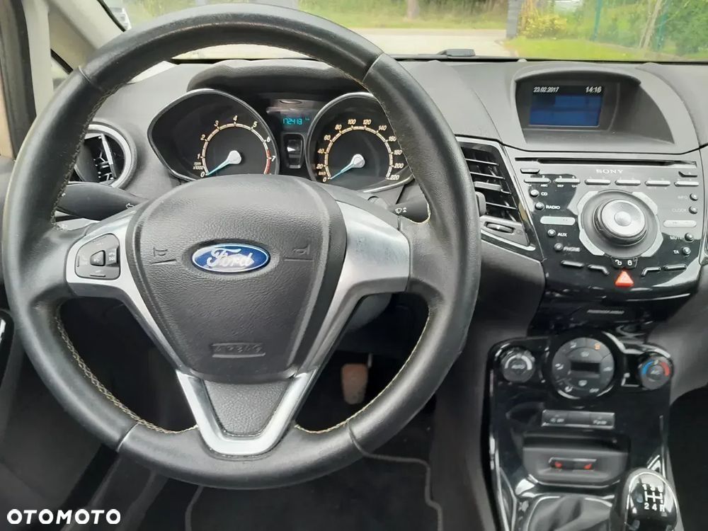 Ford Fiesta 1.0 EcoBoost Platinium X - 11