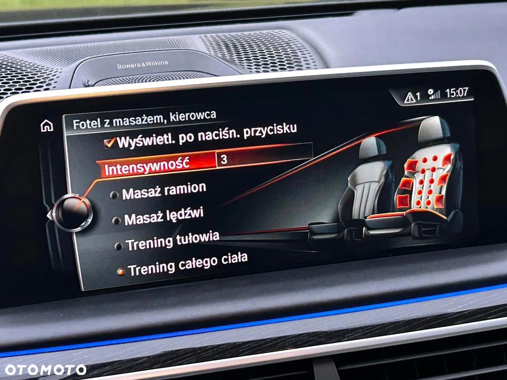 BMW Seria 7 750i - 22