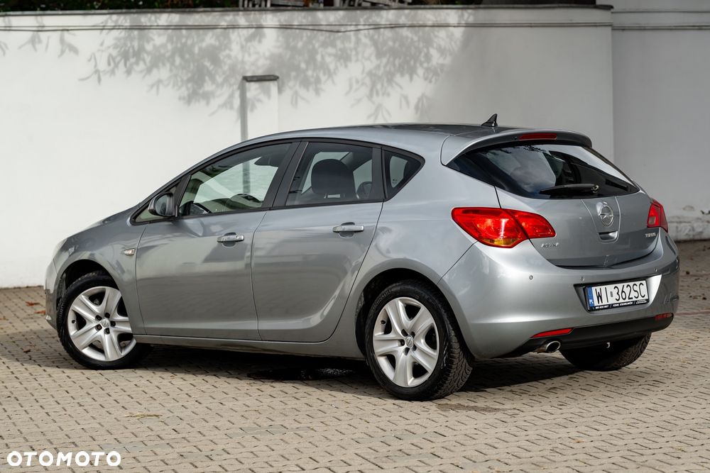 Opel Astra 1.4 Turbo Color Edition - 7