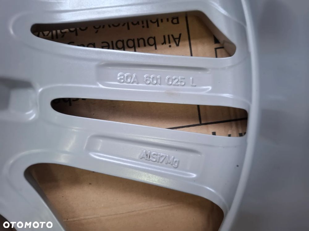 Audi Felgi  R20 80A601025 L - 5