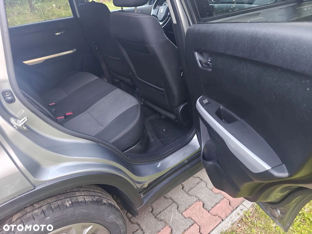 Suzuki Vitara 1.6 DDiS (4x4) Allgrip Comfort+ - 12
