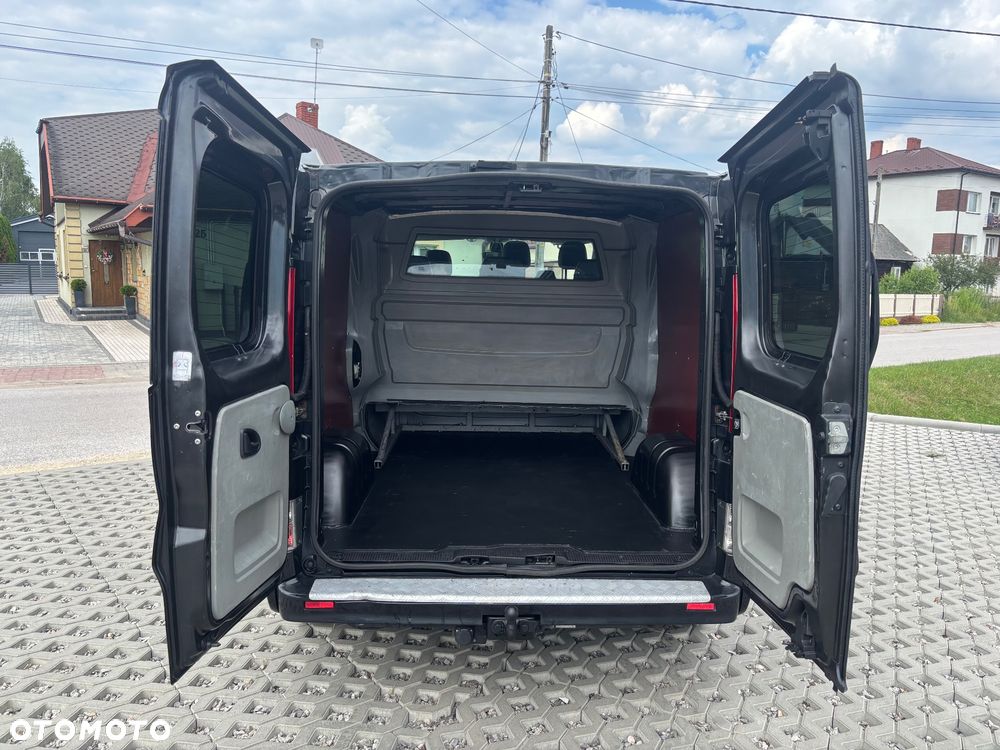 Opel Vivaro - 9