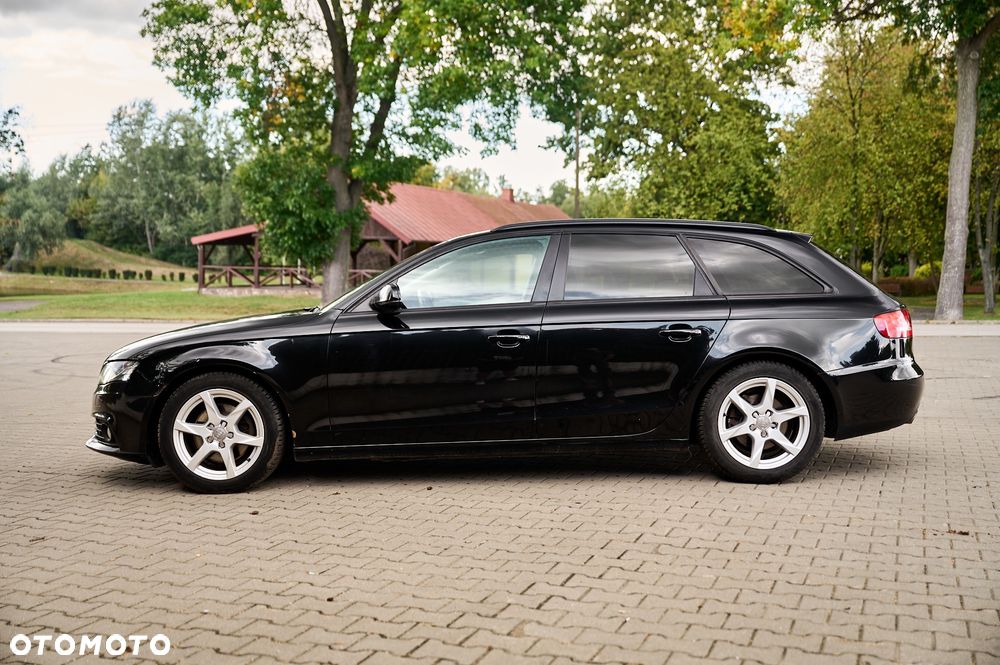 Audi A4 Avant 2.0 TDI DPF Ambition - 13