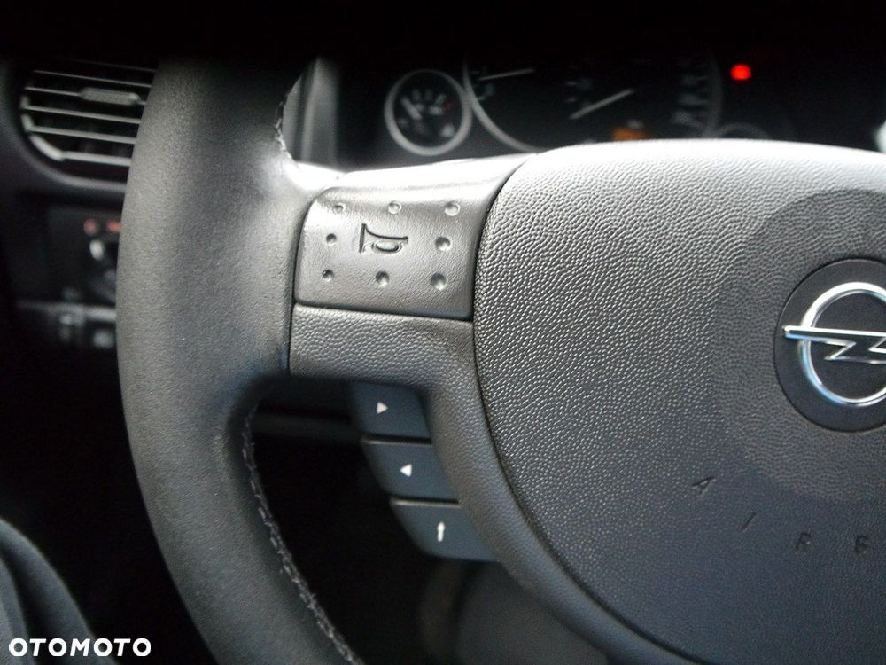 Opel Combo Tour Edition - 28