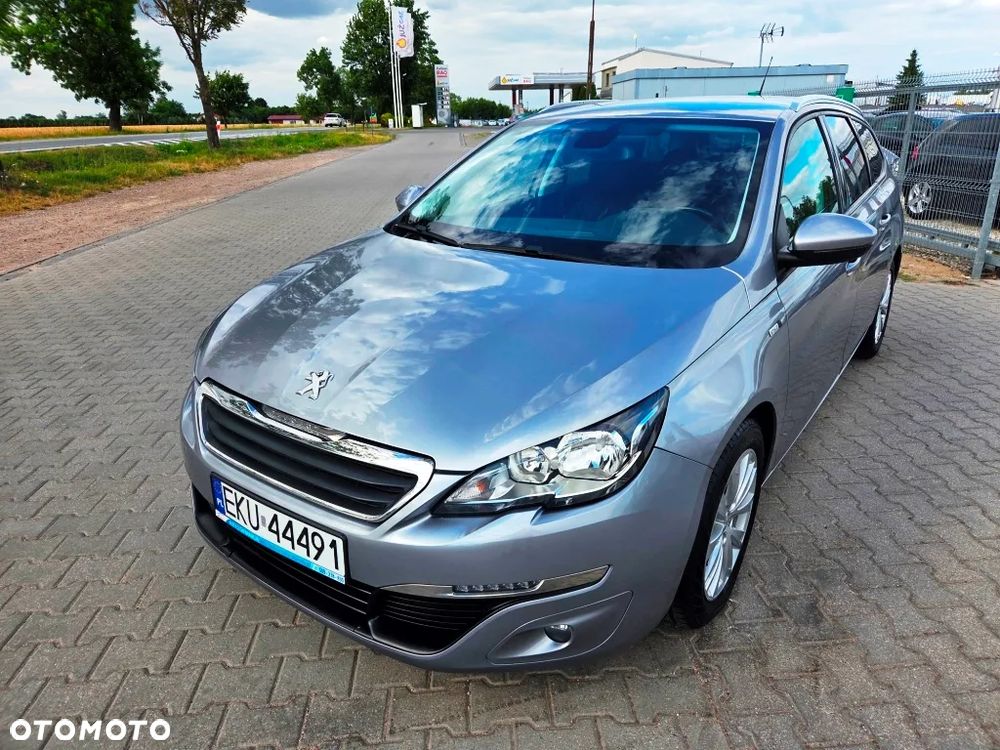 Peugeot 308 1.6 e-HDi Allure S&S - 21