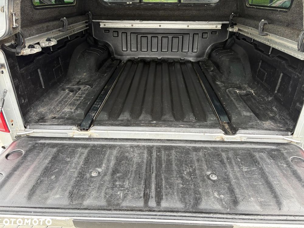 Nissan Navara 2.5 D LE Long - 15
