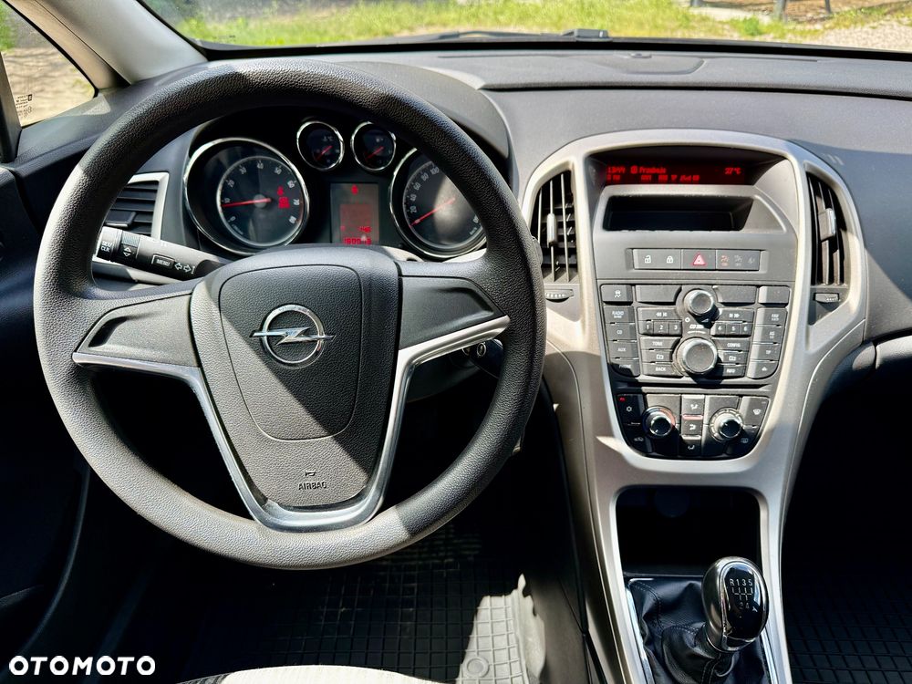 Opel Astra 1.6 Caravan - 15