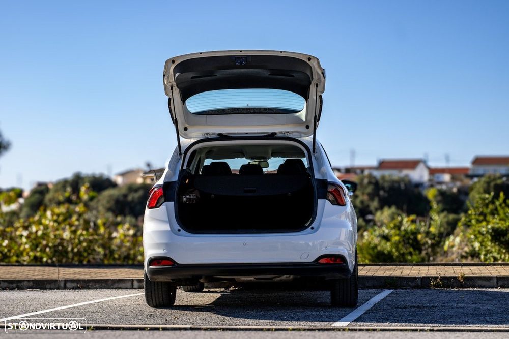 Fiat Tipo Station Wagon 1.3 M-Jet Lounge - 9