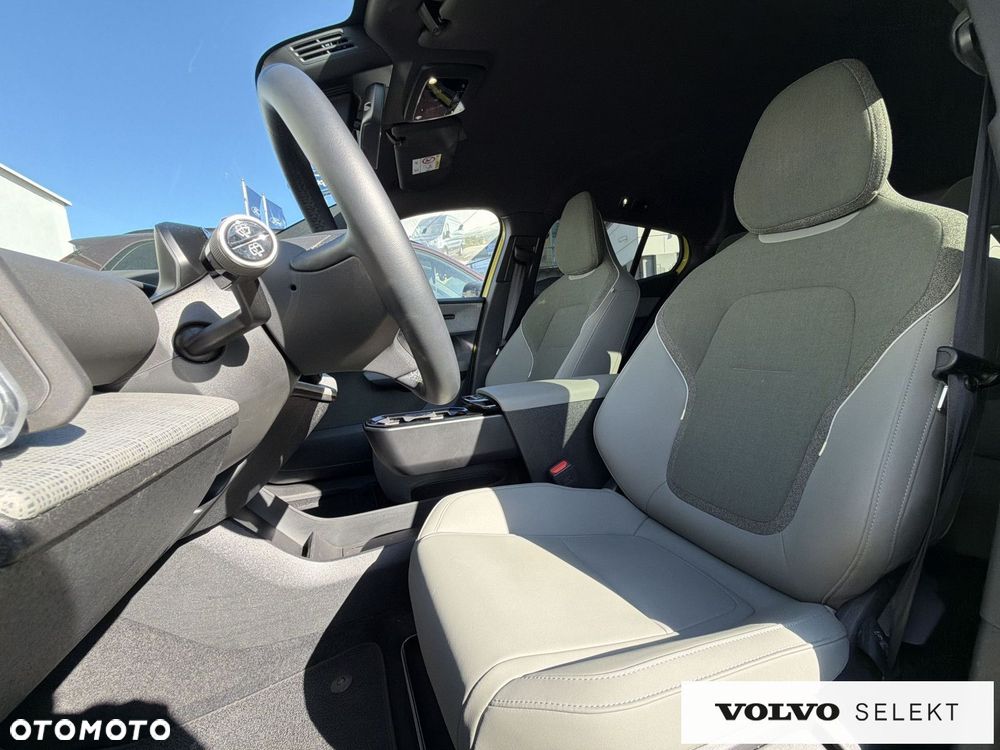 Volvo EX30 - 11