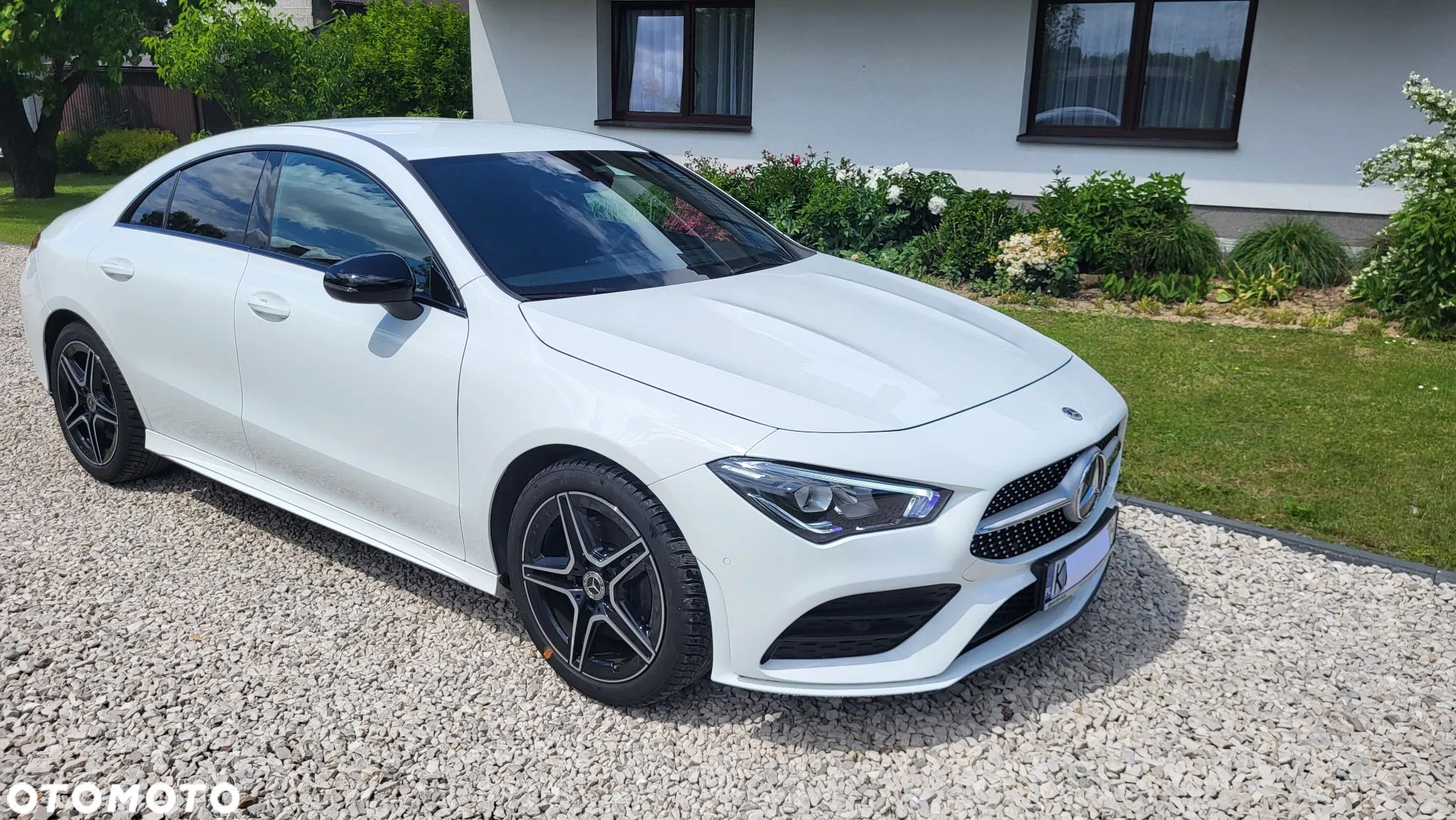 Mercedes-Benz CLA 200 AMG Line - 1