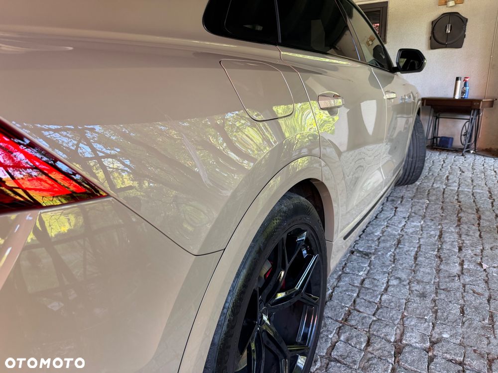 Audi Q8 60 TFSI e PHEV Quattro Tiptronic - 22