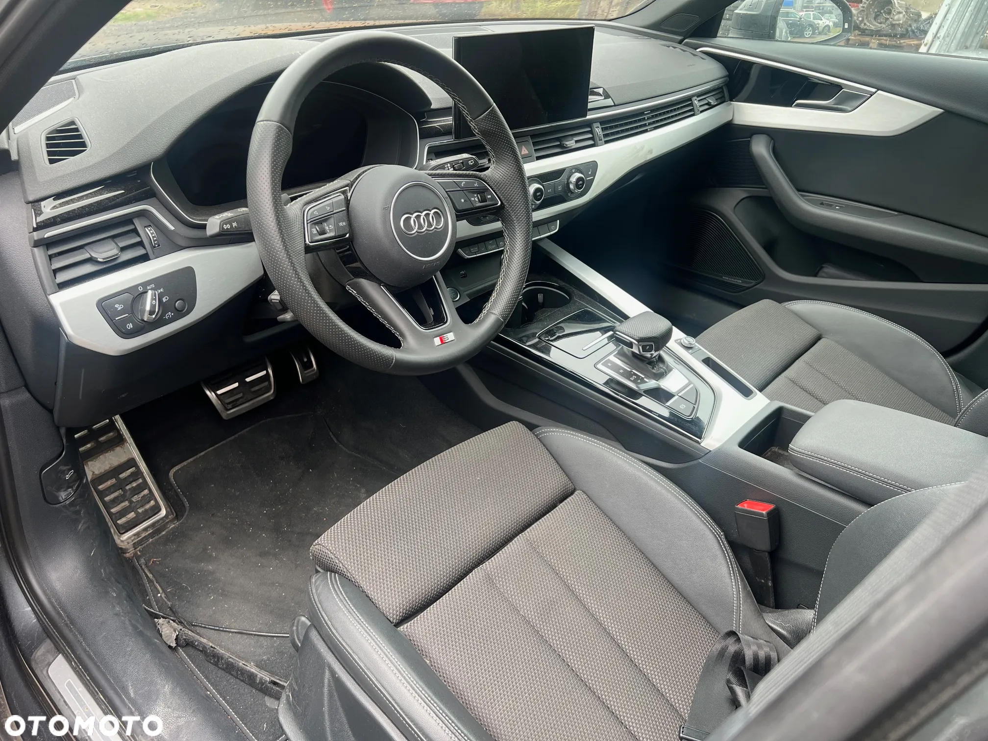 Audi A4 Avant 35 TFSI S tronic S line - 5
