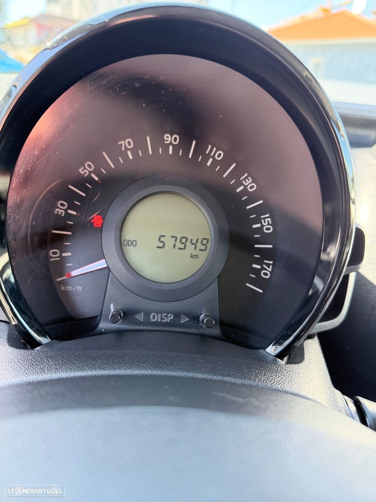 Peugeot 108 1.2 PureTech Roland Garros - 28