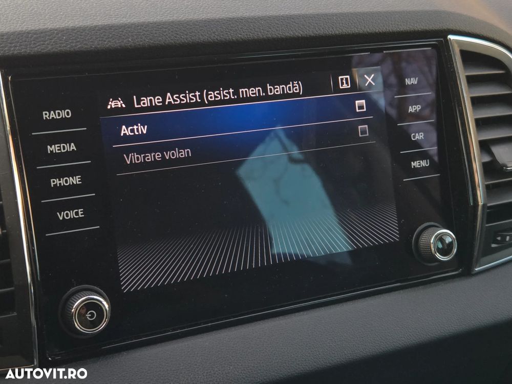 Skoda Karoq 2.0 TDI SCR 4x4 DSG Sportline - 16