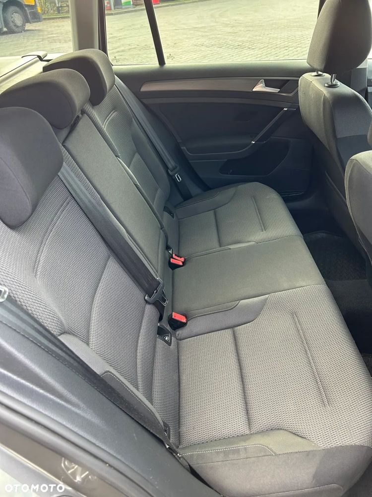 Volkswagen Golf VII 1.4 TSI BMT Comfortline - 17