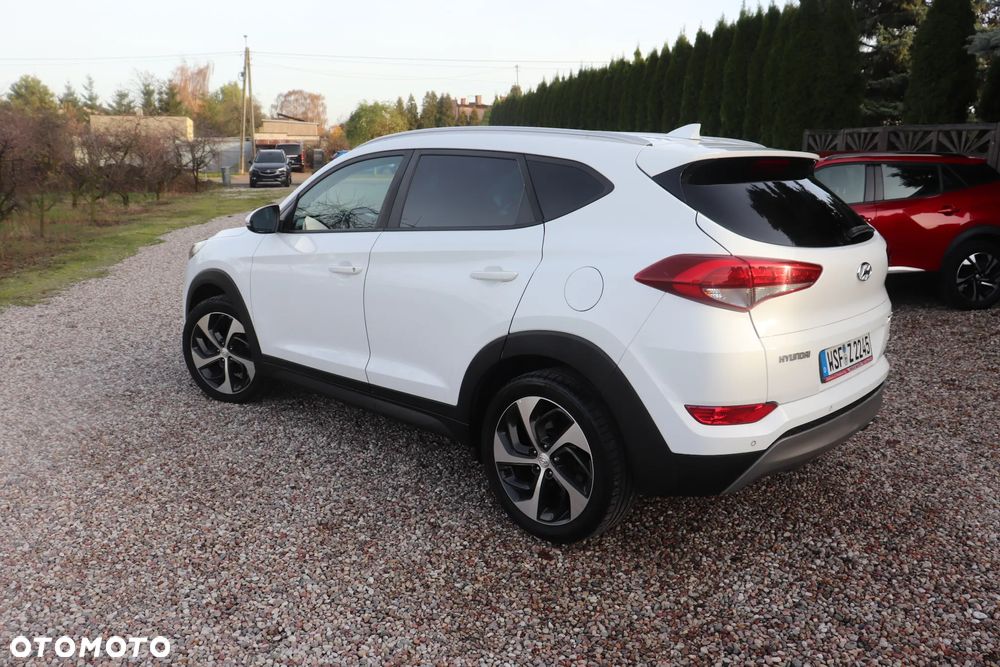 Hyundai Tucson 2.0 CRDI Comfort 4WD - 15
