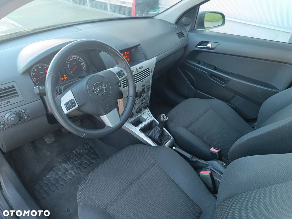Opel Astra - 10