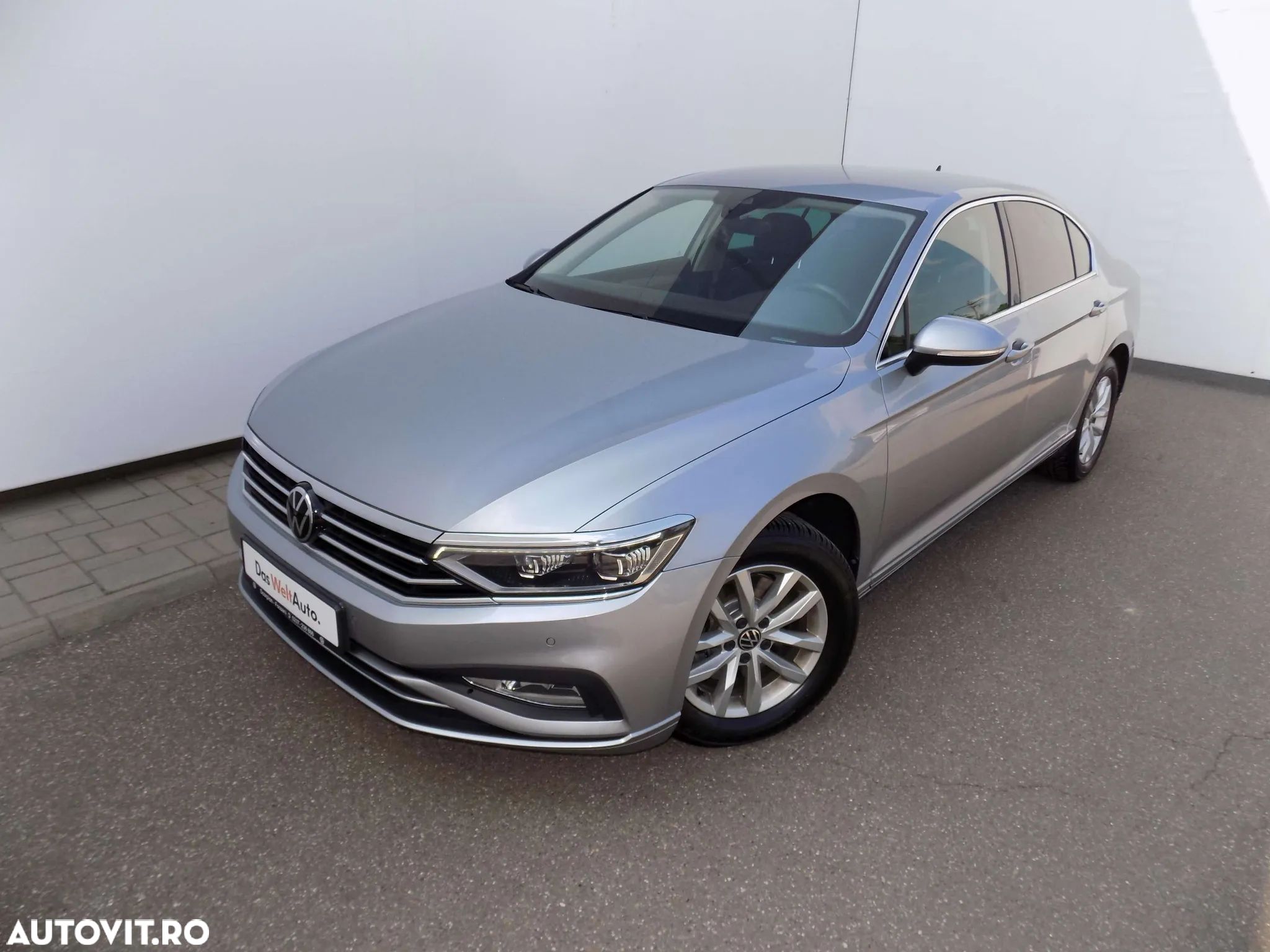 Volkswagen Passat 2.0 TDI DSG Comfortline - 1
