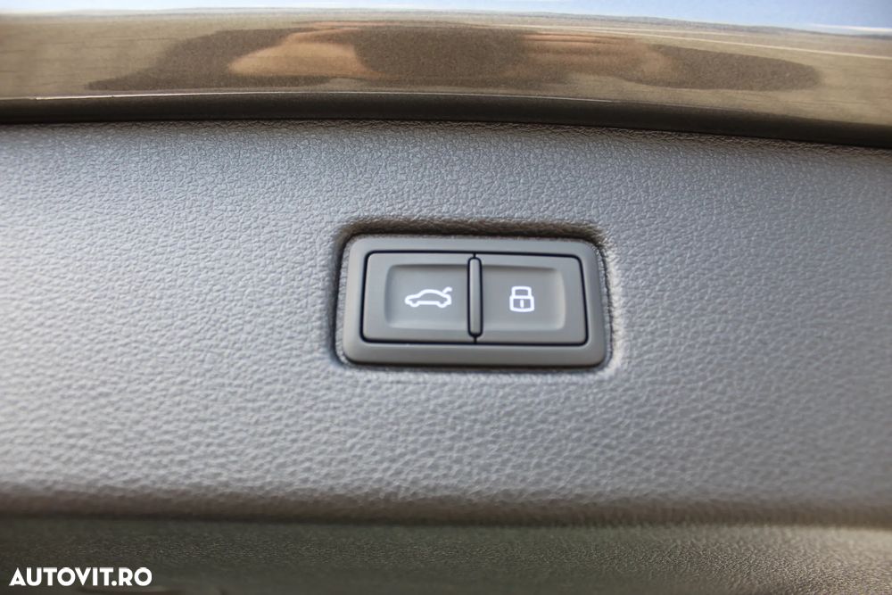 Audi Q7 3.0 45 TDI quattro Tiptronic MHEV S Line - 38