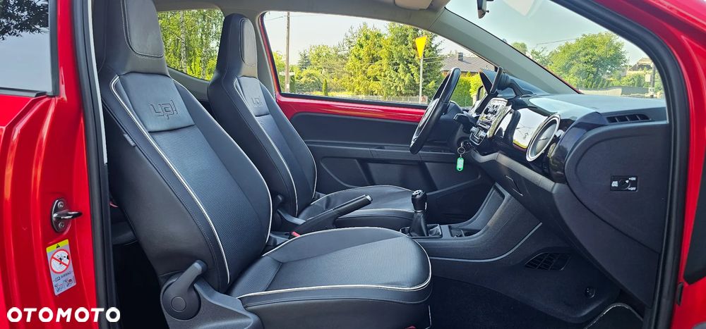 Volkswagen up! - 18