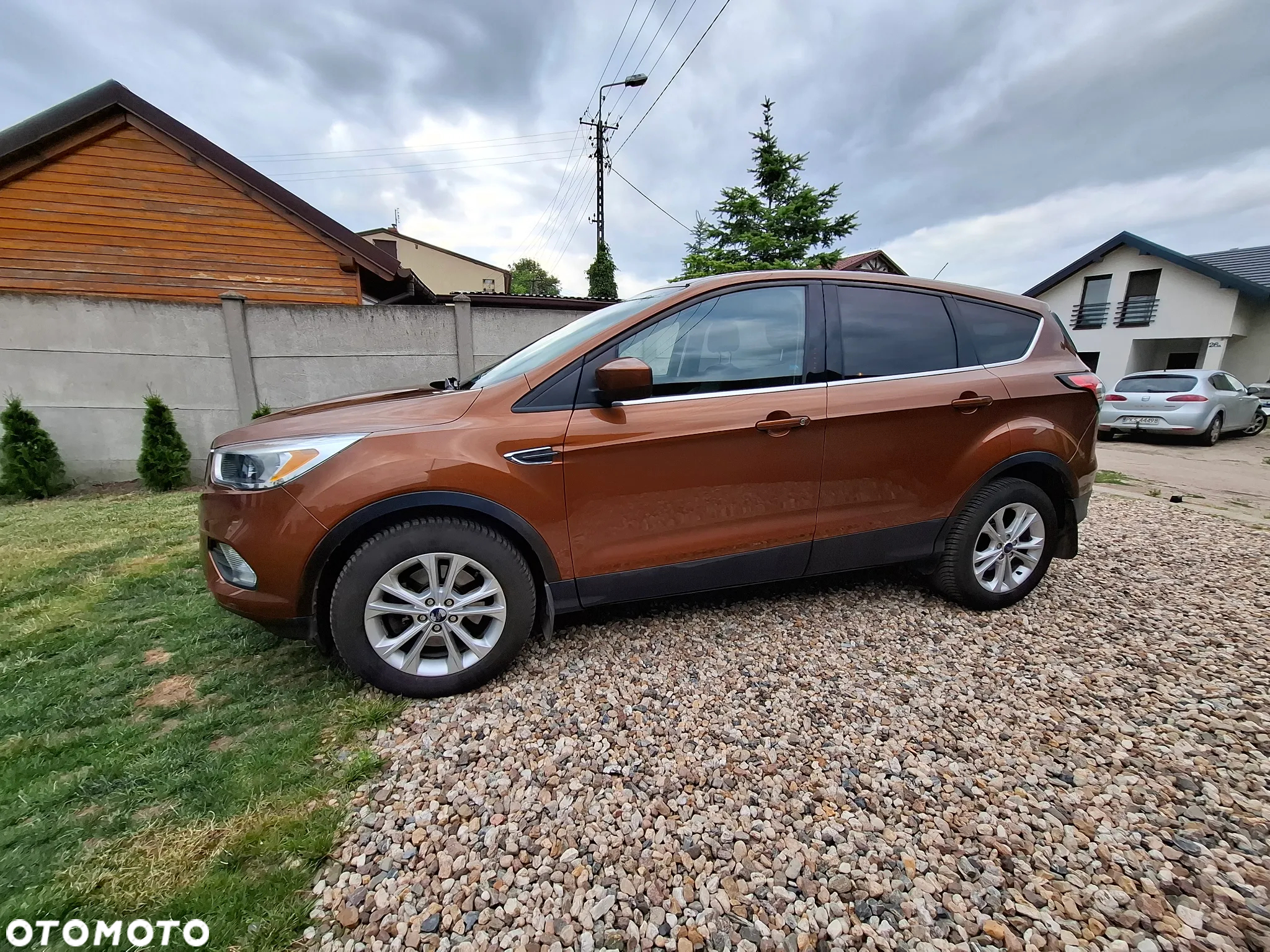 Ford Kuga - 2